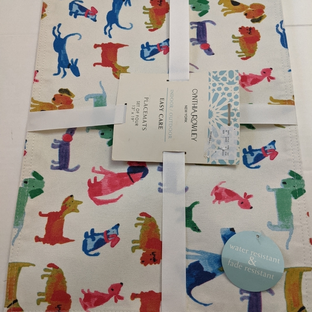 Cynthia Rowley set of 4 Fabric Placemats 13 x 19